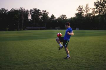 FIFA秘书长：希望中国青少年能出现在各级世界杯赛场上｜rb88官网（配图示意）